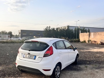 Makina: Ford fiesta