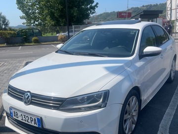 Auto: Volkswagen Jetta 