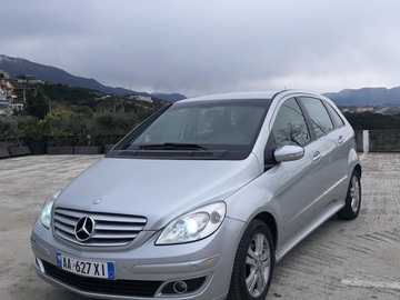 Cars: Mercedes B class Automatic