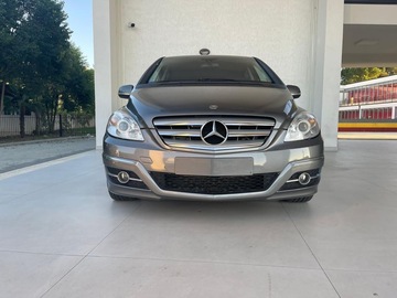 Auto: Mercedes benz B class