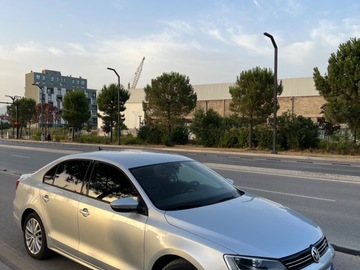 Cars:  Jetta 2013 1.6 TDI