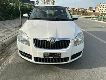 Cars: Skoda Fabia 378