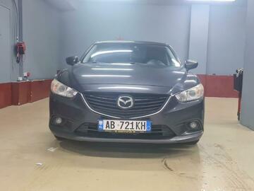 Auto: mazda 6