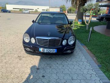 Makina: Mercedes Benz 