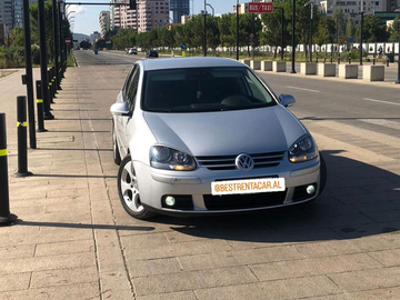 Cars: Volkswagen Golf 5