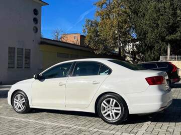 Cars: Volkswagen jetta 