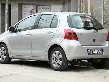 Cars: Toyota Yaris