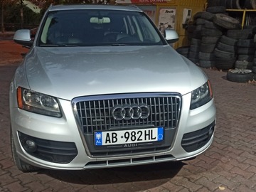 Cars: Audi Q5