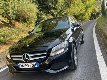 Auto: Mercedez Benz i Zi