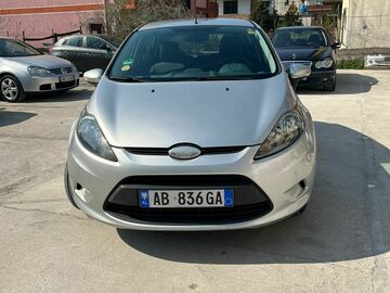 Cars: Ford fiesta  1.6 disel