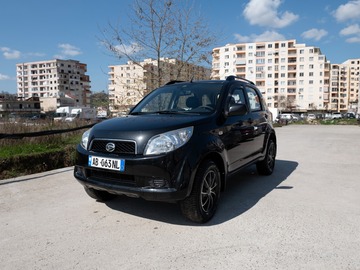 Cars: Dahiatsu Terios