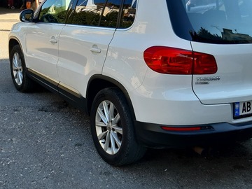Cars: TIGUAN