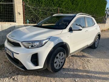 Makina: KIA STONIC