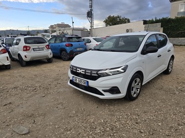 Cars: DACIA SANDERO