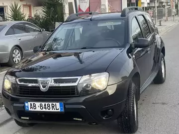 Auto: DACIA DUSTER