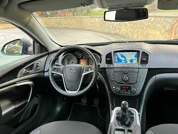 Makina: Opel Insigna