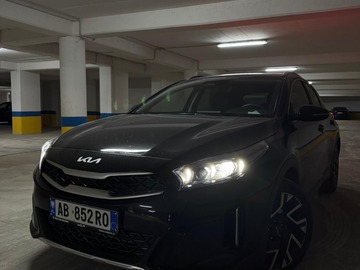 Cars: Kia Xceed