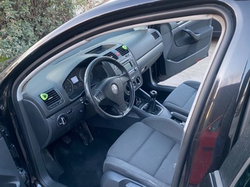 Makina: Volkswagen golf 5