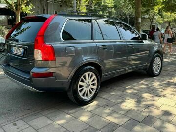 Cars: Volvo XC90