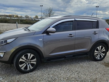 Cars: KIA SPORTAGE R (Grey)