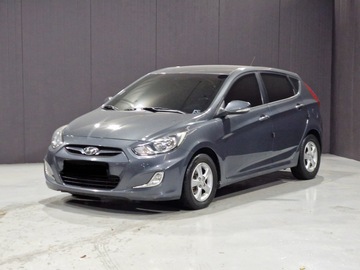 Cars: Hyundai accent (K-5)