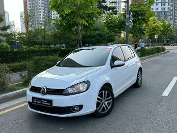 Makina: Golf VI White 2