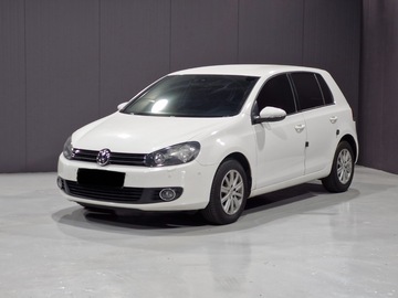 Makina: VW GOLF 6 WHITE 