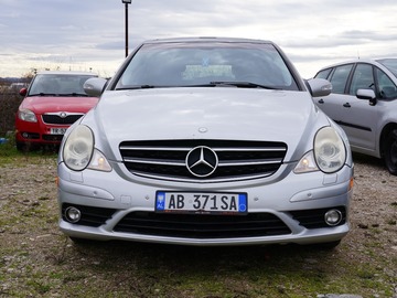 Cars: Mercedes R Class-Automat-6 seats 4x4