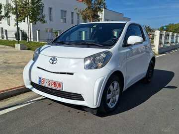 Cars: Toyota IQ