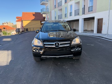 Auto: Mercedes Benz GL 450 7 seater