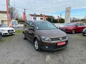 Auto: Vw Touran 2015