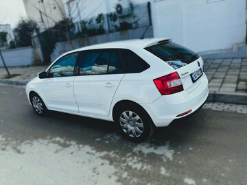 Cars: 2017 Skoda Rapid 1.6 diesel 