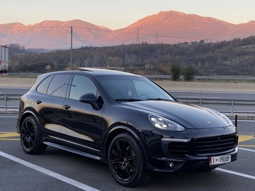 Cars: Porsch Cayenne