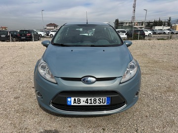 Cars: Ford Fiesta 418