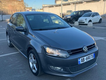 Auto: VOLKSWAGEN POLO Automatic 