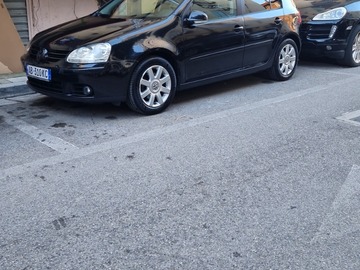 Cars: Volswagen Golf 5