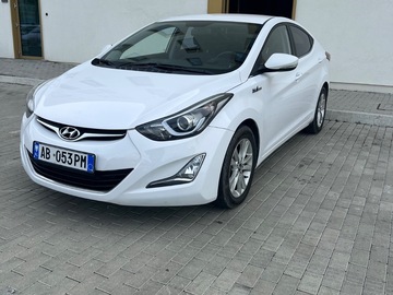 Cars: Hyundai Avante