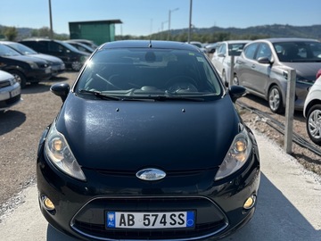 Cars: Ford Fiesta 574