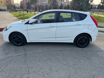 Cars: Hunday accent 1.6 diezel