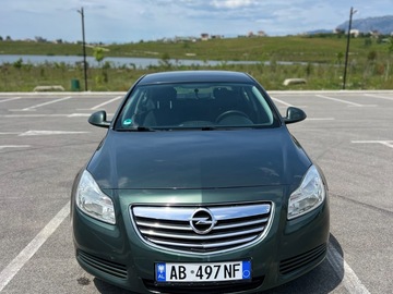 Cars: Opel Insignia 2.0 TDci