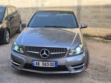 Makina: Mercedes-Benz - C 220
