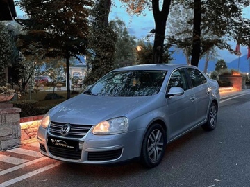 Cars: Volkswagen Jetta 1.9 tdi Diesel Automatic 