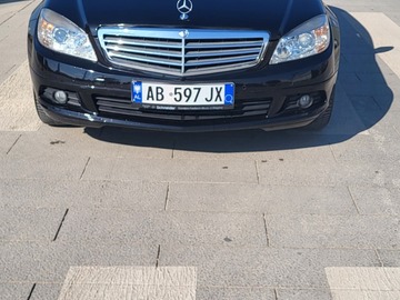 Auto: Mercedez benz c class