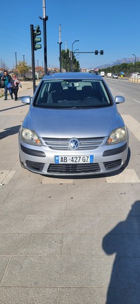 Wolkswagen golf 5 plus