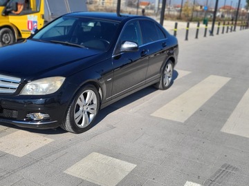 Auto: Mercedez benz c class 2008