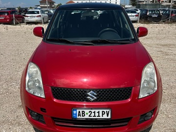 Makina: Suzuki Swift