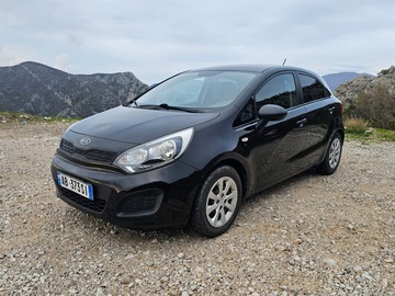 Auto: Kia rio
