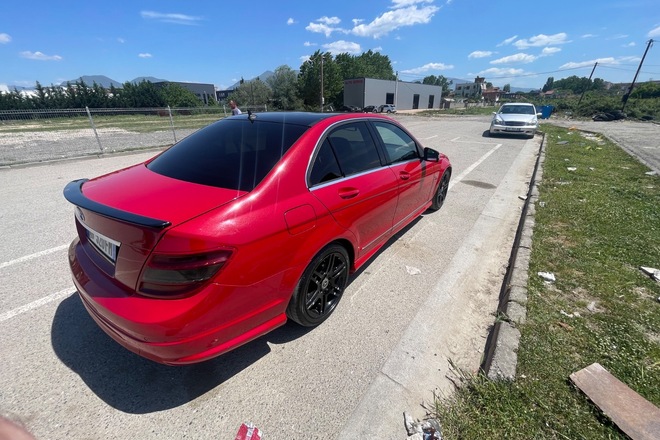Mercedes-benz C200