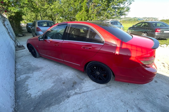 Mercedes-benz C200