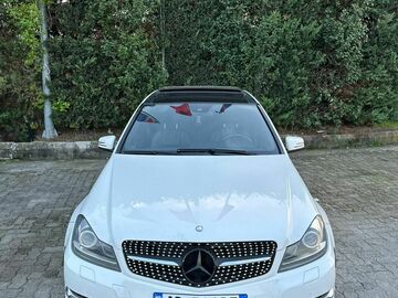 Cars: mercedes c class